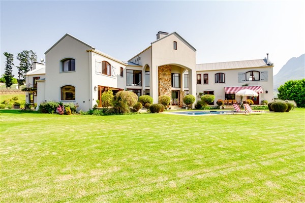 Villa Kylemore in Cape Winelands, South Africa