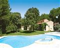 Enjoy a leisurely break at Villa Le Jonquier; Isle Sur la Sorgue, Provence; France