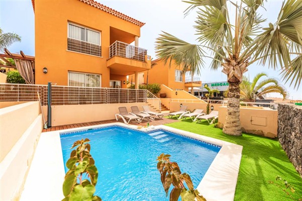 Villa Maranta in Playa de la Arena, Tenerife