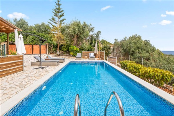 Villa Martha Loggos - Greece