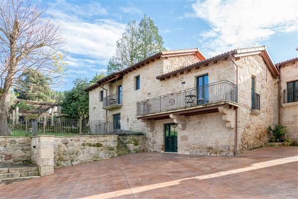 Villa Meigallo in Amoeiro, Ourense, Spain