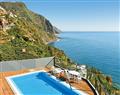 Take things easy at Villa Oceano; Arco da Calheta; Madeira