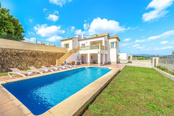 Villa Olivo in Spain