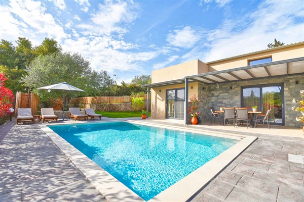 Villa Oras Contessa, Dassia, Corfu