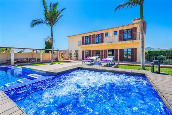 Villa Pletessa Nova in Cala d'Or, Majorca - Islas Baleares