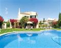 Take things easy at Villa Quinn; Gale, Albufeira; Algarve