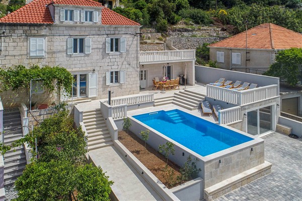 Villa Roeo in Kučište, Croatia