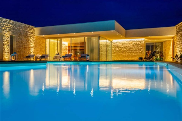 Villa Sicilian Eclipse - Italy