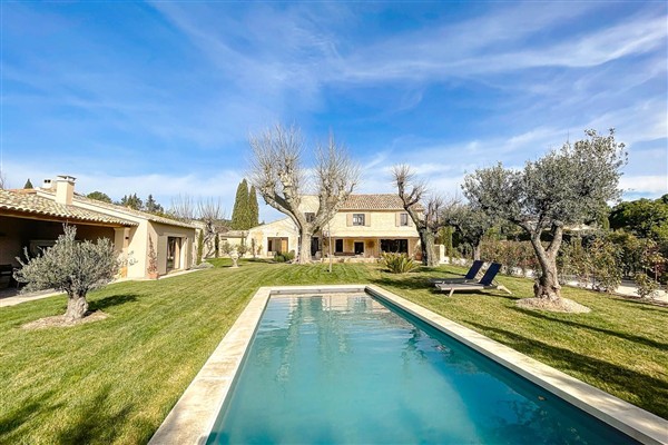 Villa Soleil Levant in France