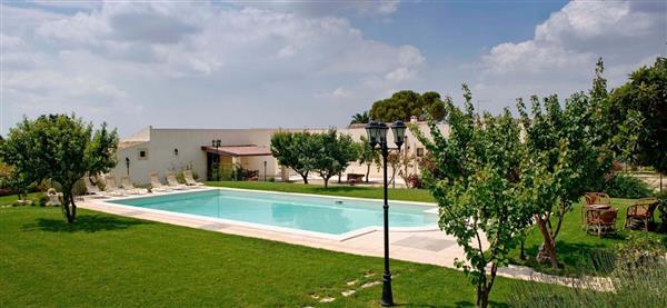 Villa Spiga in Noto, Sicily - Free municipal consortium of Syracuse