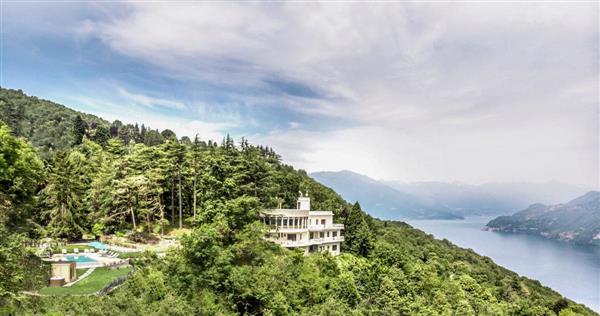 Villa Splendente in Provincia di Como