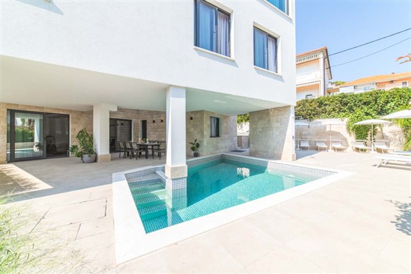 Villa Stone Tide, Trogir, Split Region