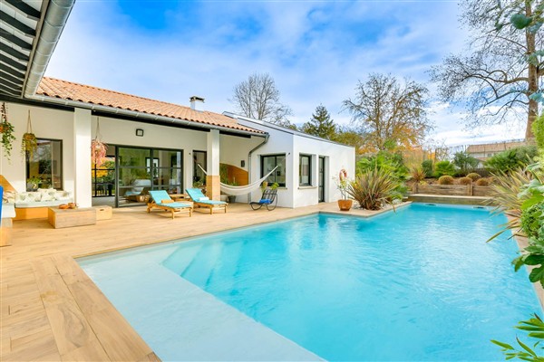 Villa Surflaria in France