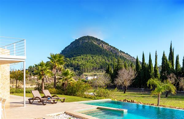 Villa Tereu in Pollensa & Puerto Pollensa, Mallorca