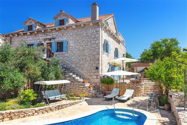 Villa Vicina in Milna, Brac Island - Croatia