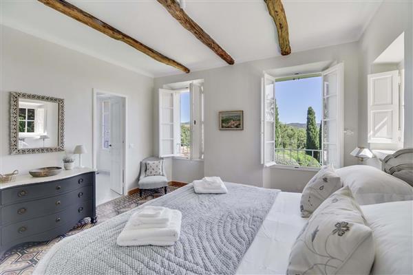 Villa Vignoble in Cote d'Azur, France - Var