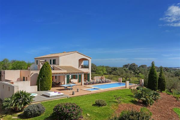 Villa Xiquetes in Cala d'Or, Majorca - Illes Balears