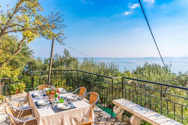 Villa Yiannakis, Nissaki, Corfu