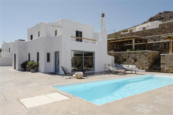 Villa Yiorgos in Naxos, Greece